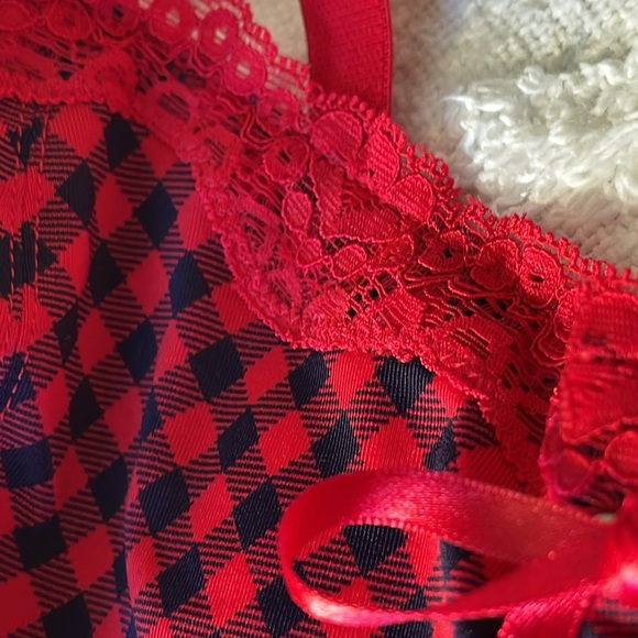 Frederick’s Of Hollywood Lightly Lined Bra Womens Size 42DD Red Plaid Underwire - Picture 11 of 11